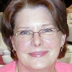 Meet your Posher, Connie